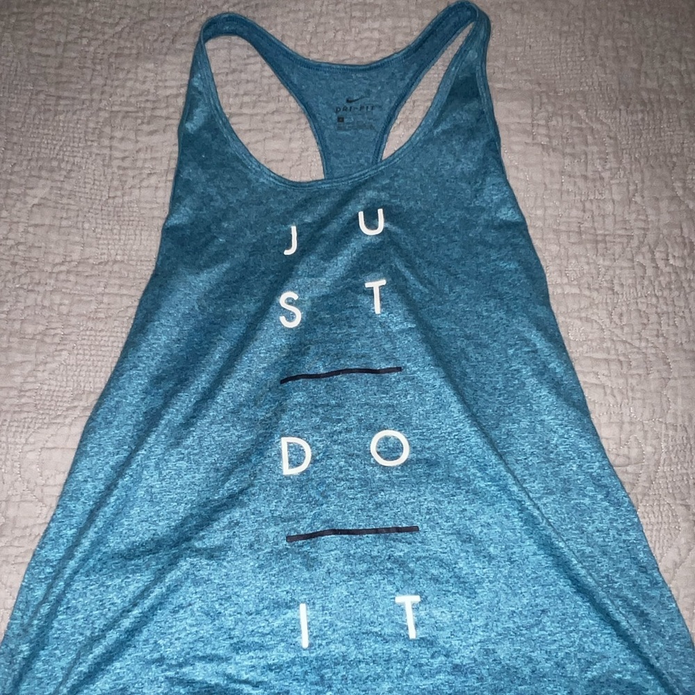 Nike tank!
